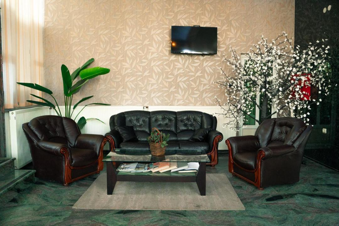 Hotel Zeleni Vir Nis Luaran gambar