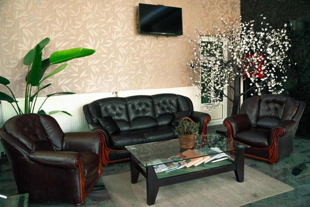 Hotel Zeleni Vir Nis Luaran gambar