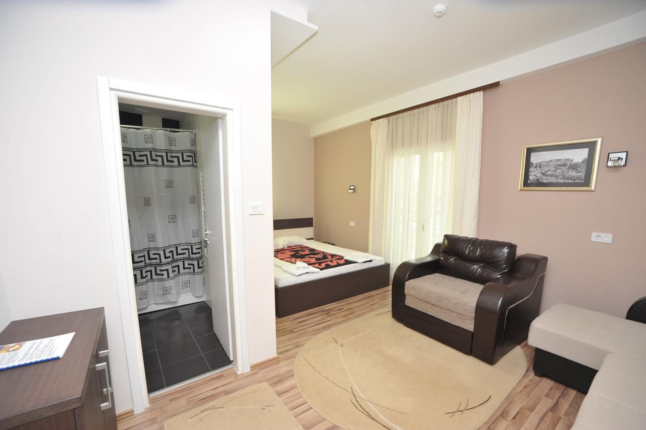 Hotel Zeleni Vir Nis Luaran gambar