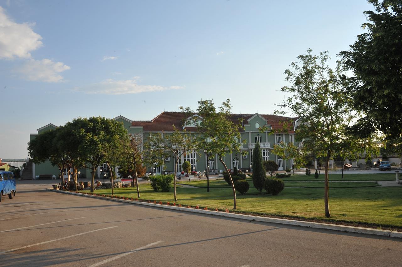 Hotel Zeleni Vir Nis Luaran gambar